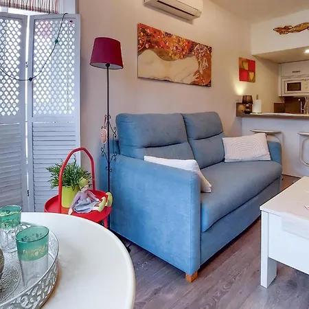 Awesome In With Kitchen Appartement *