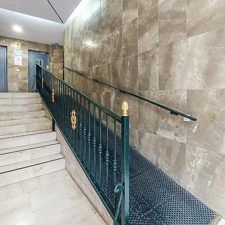 Awesome In With Kitchen Apartament